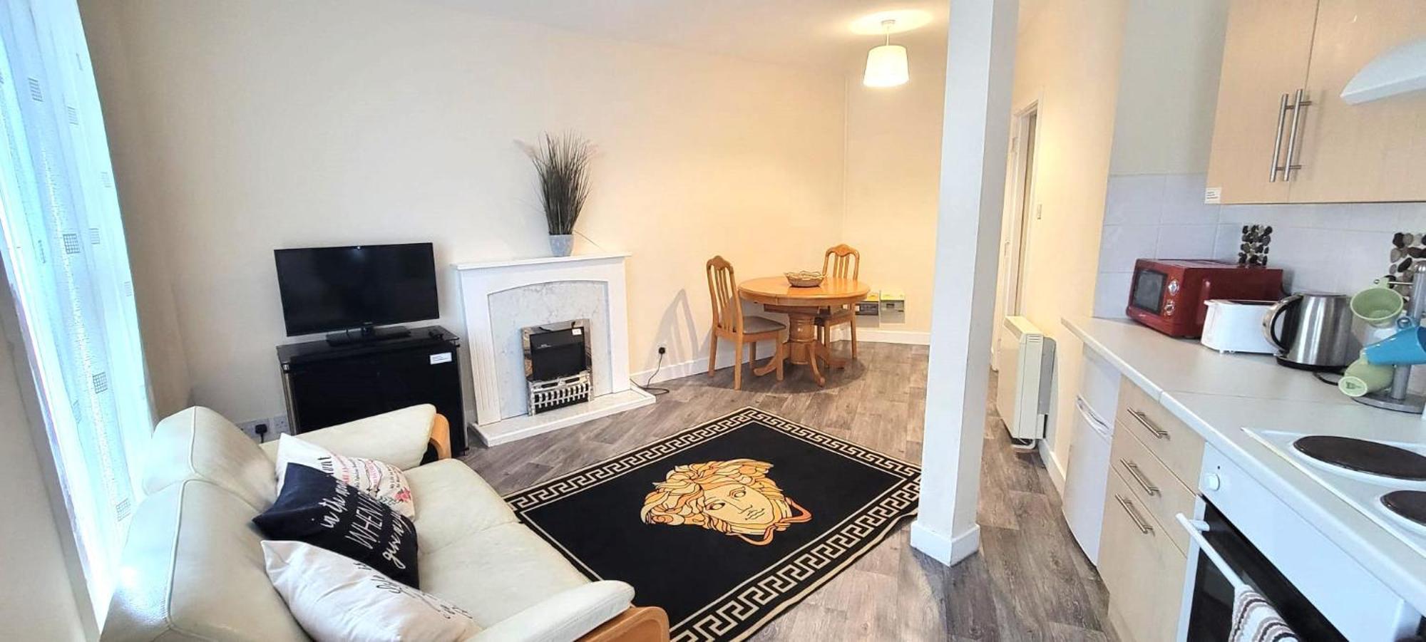 Cozy One-bedroom Flat ! Apartment *